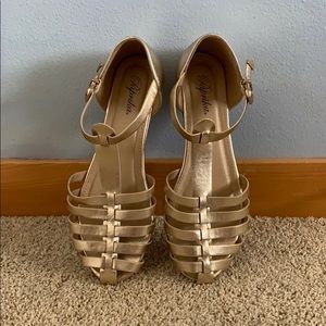 Gold strappy sandal flats